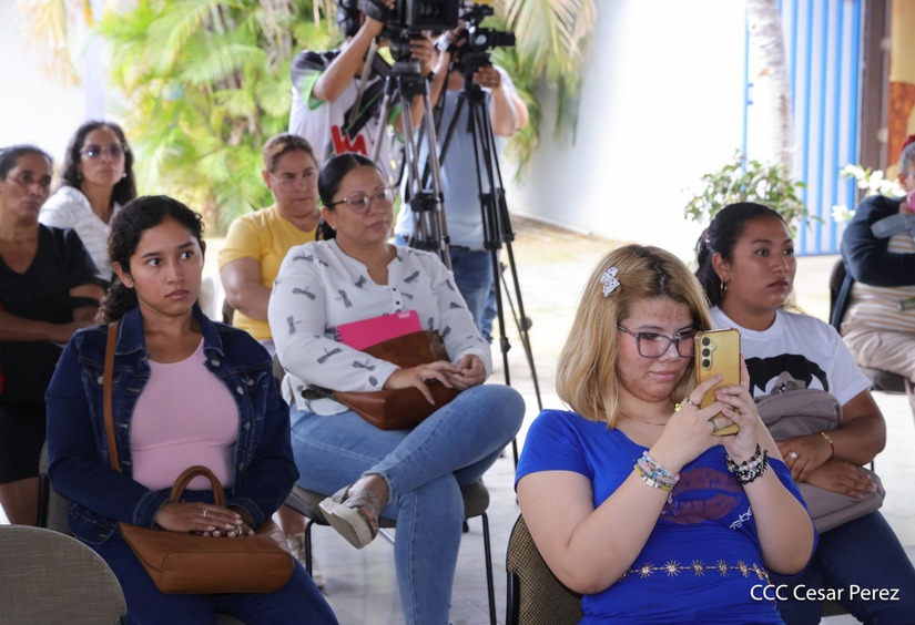 Lenguaje-de-senas--(5)