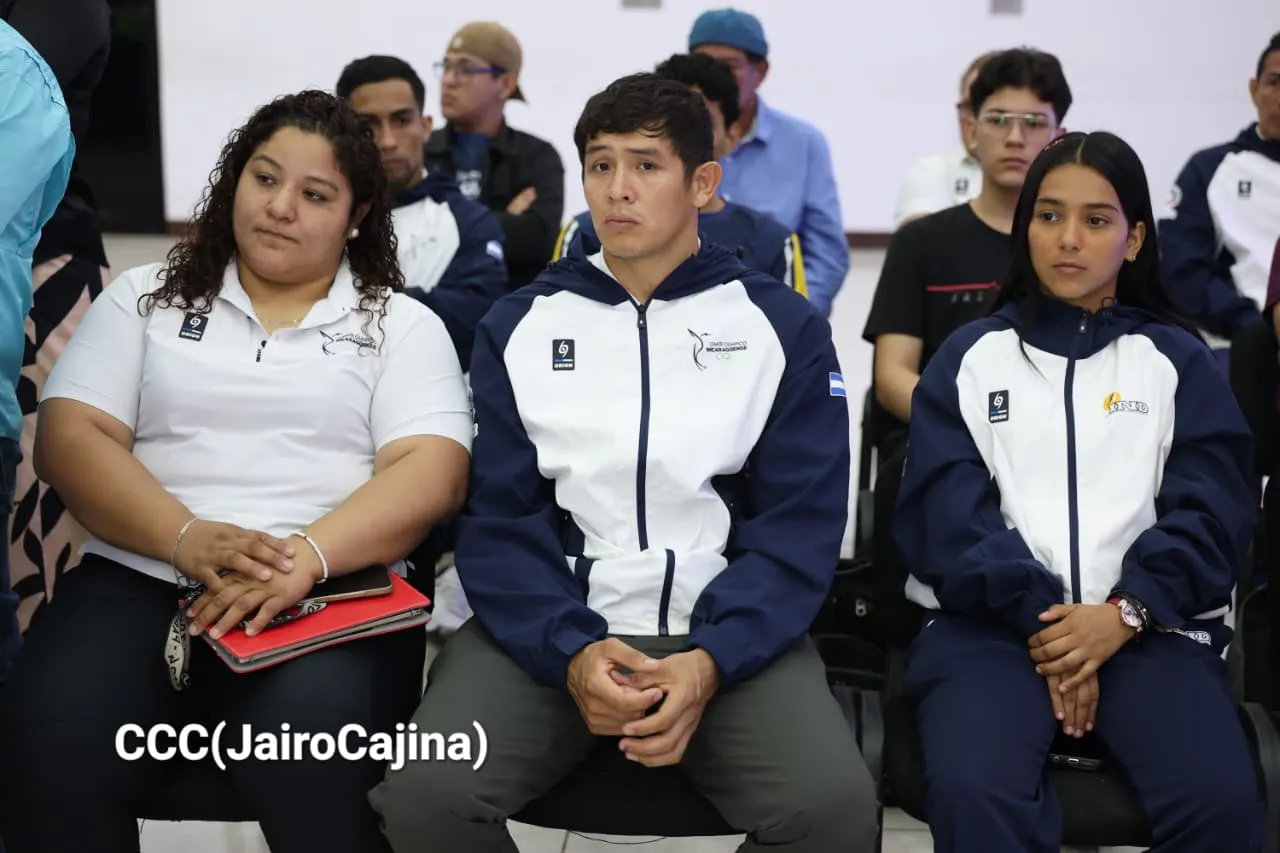 Selecciones-Nacionales-18_18_11zon