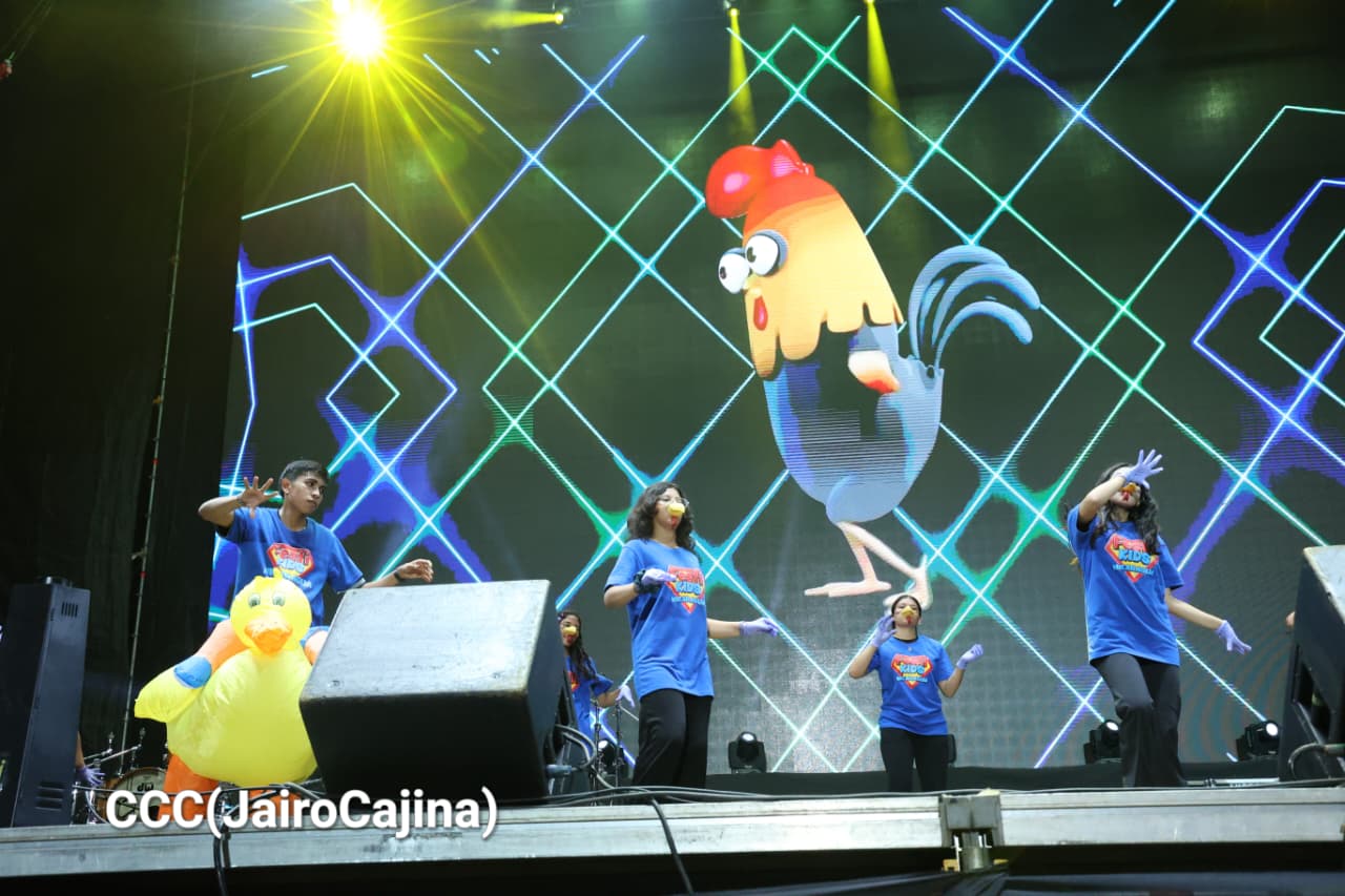 Estadio-Soberan&iacute;a--(11)