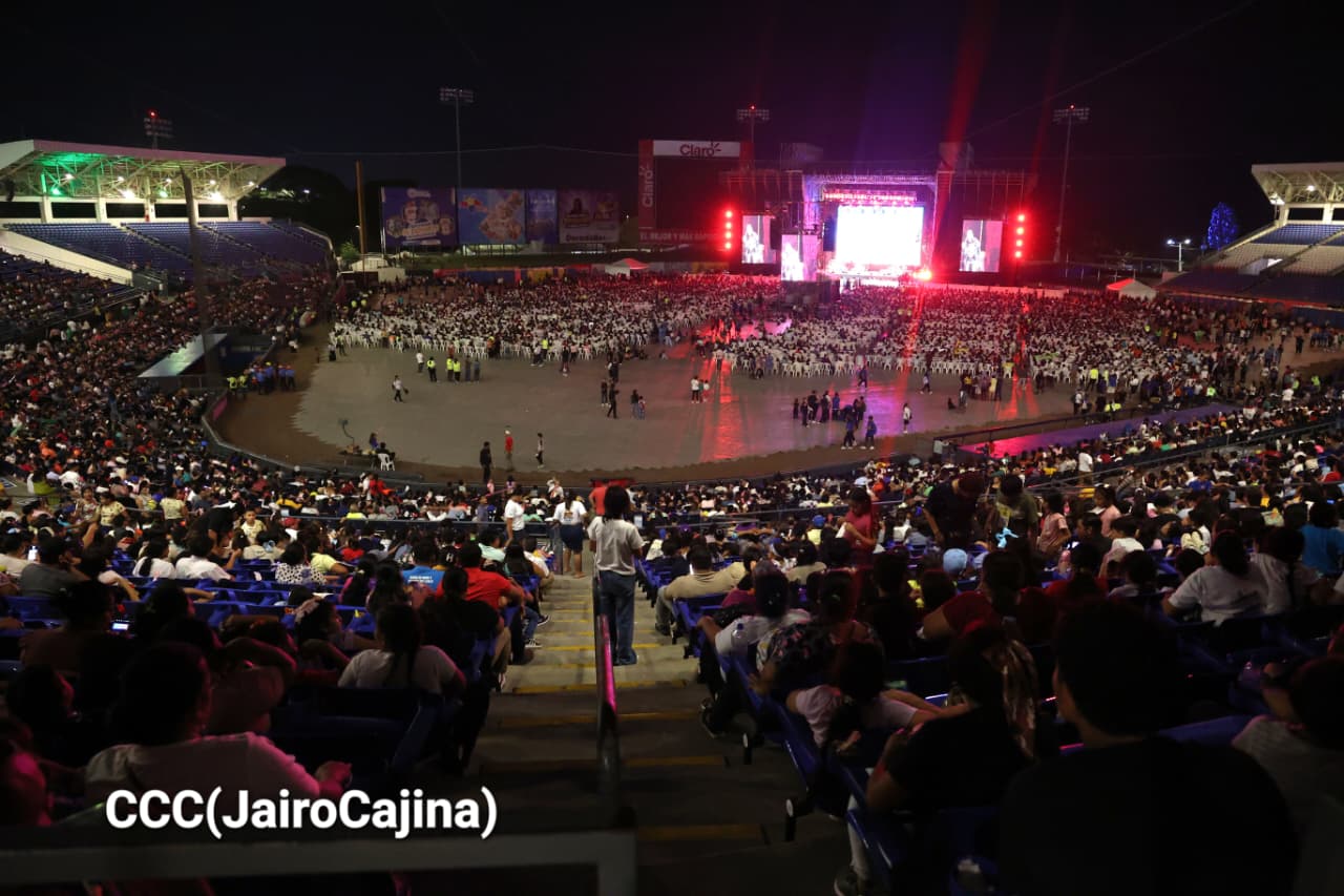 Estadio-Soberan&iacute;a--(2)