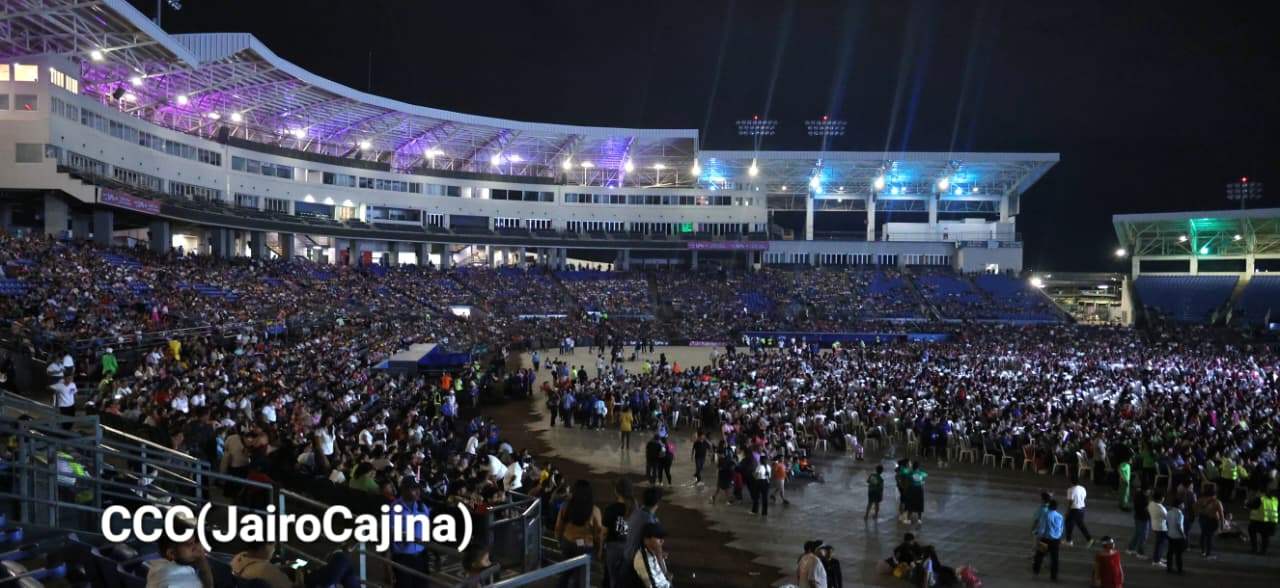 Estadio-Soberan&iacute;a--(47)