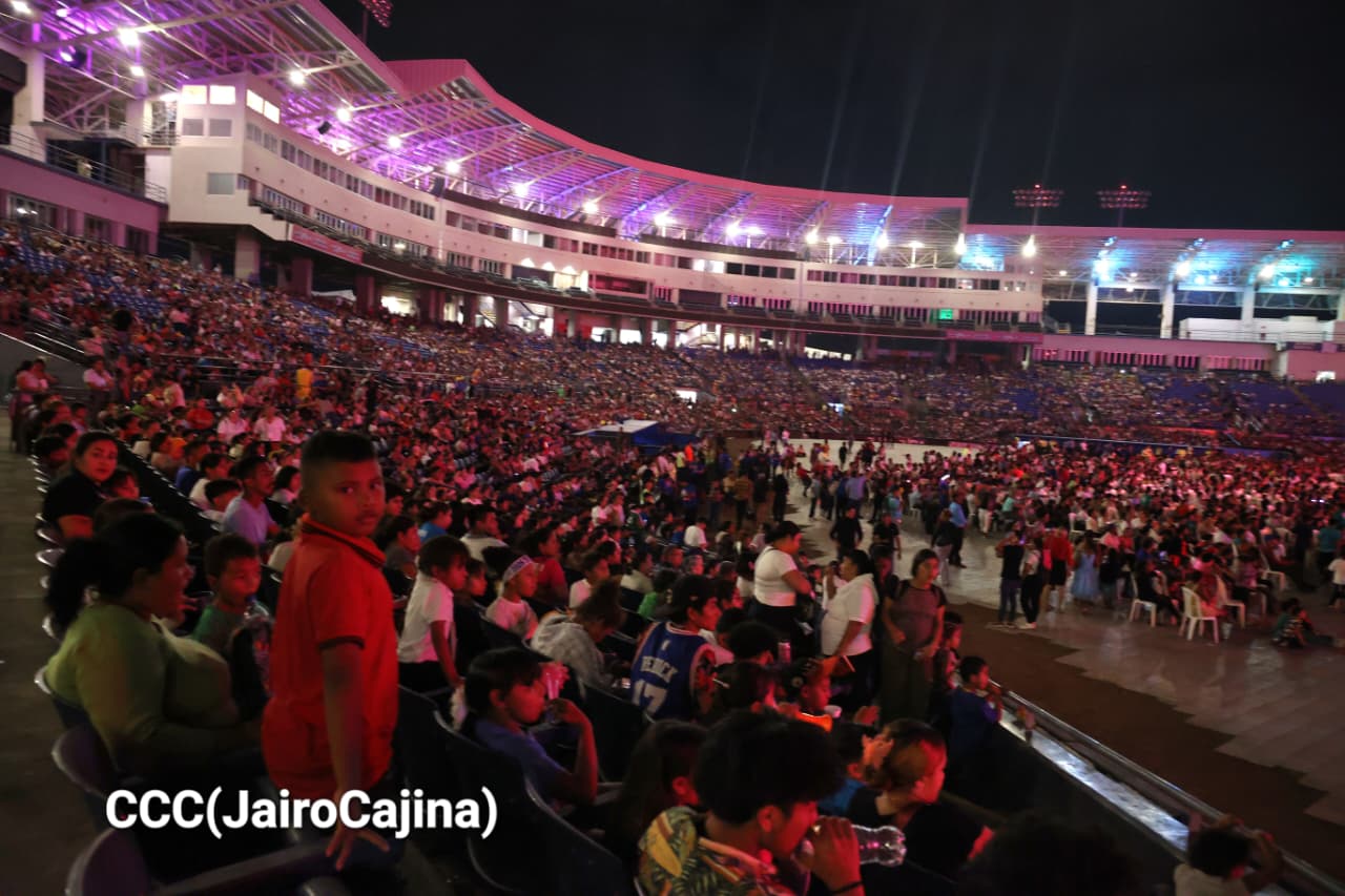 Estadio-Soberan&iacute;a--(49)