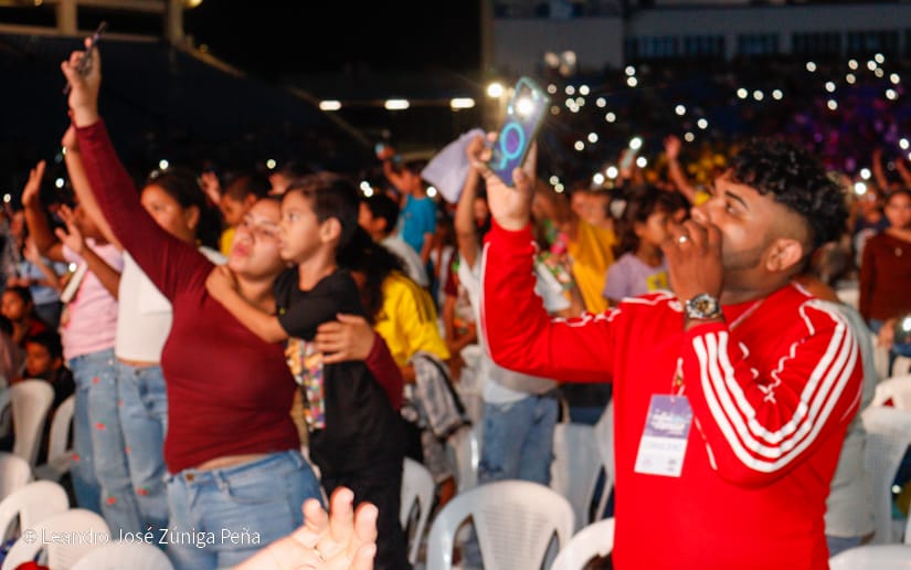 Estadio-Soberan&iacute;a--(76)