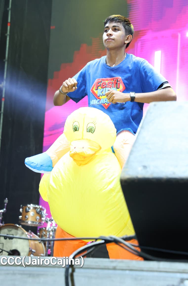 Estadio-Soberan&iacute;a--(9)