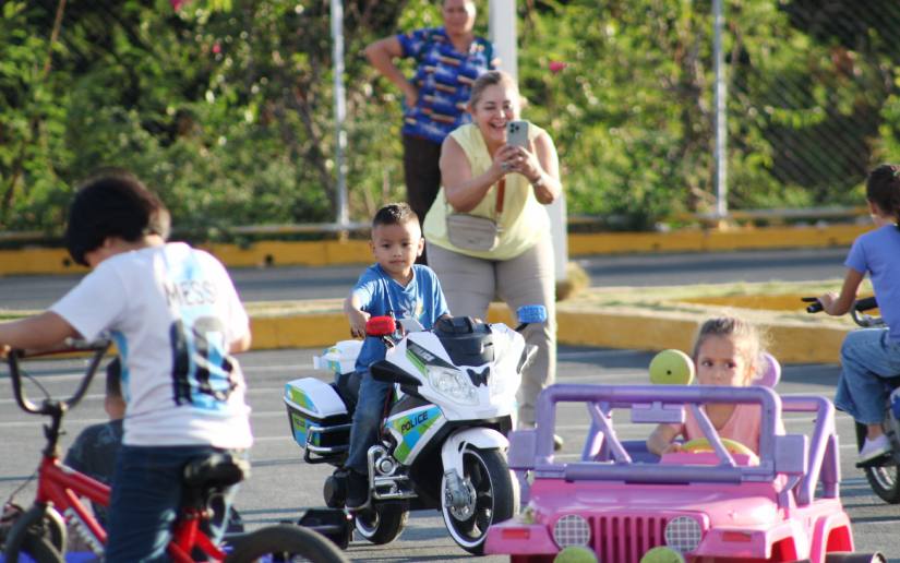 Salvador-Allende--(5)