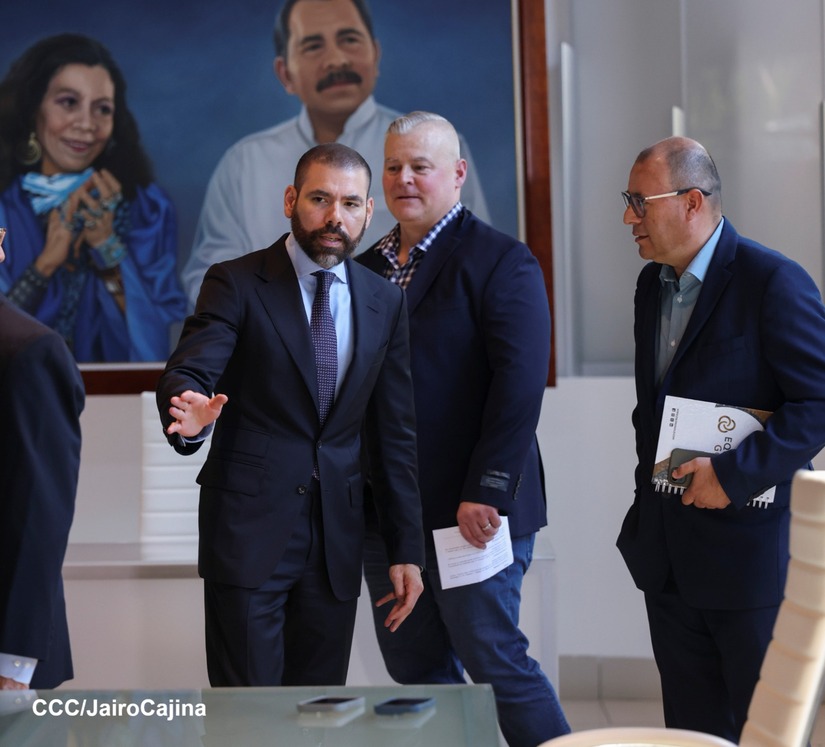 Con-empresa-minera-canadiense-9