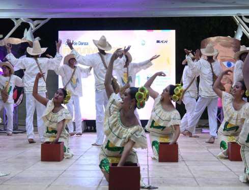 Danza--(26)
