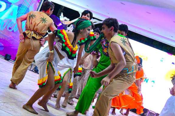 Danza--(6)