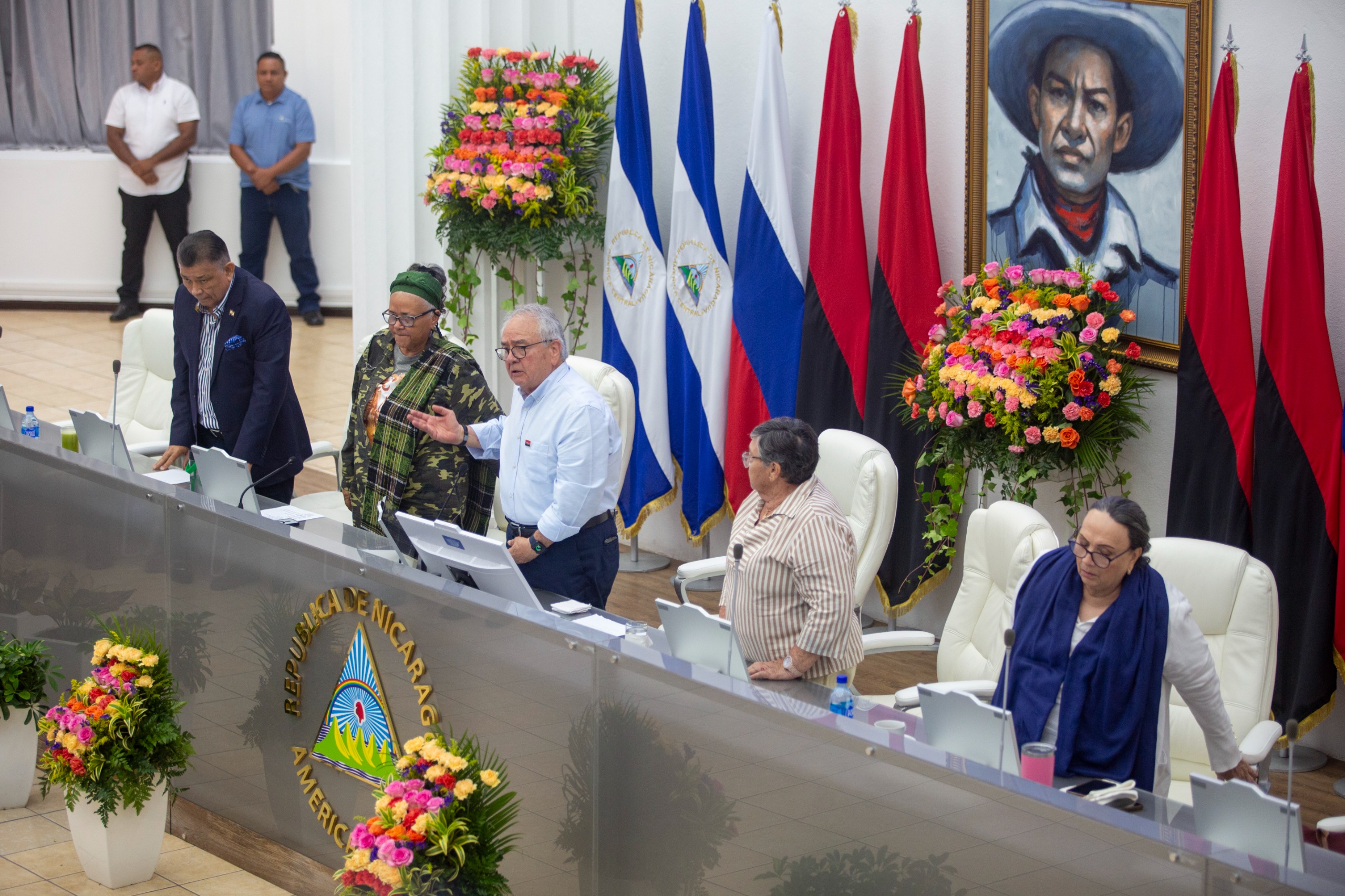 Asamblea-13