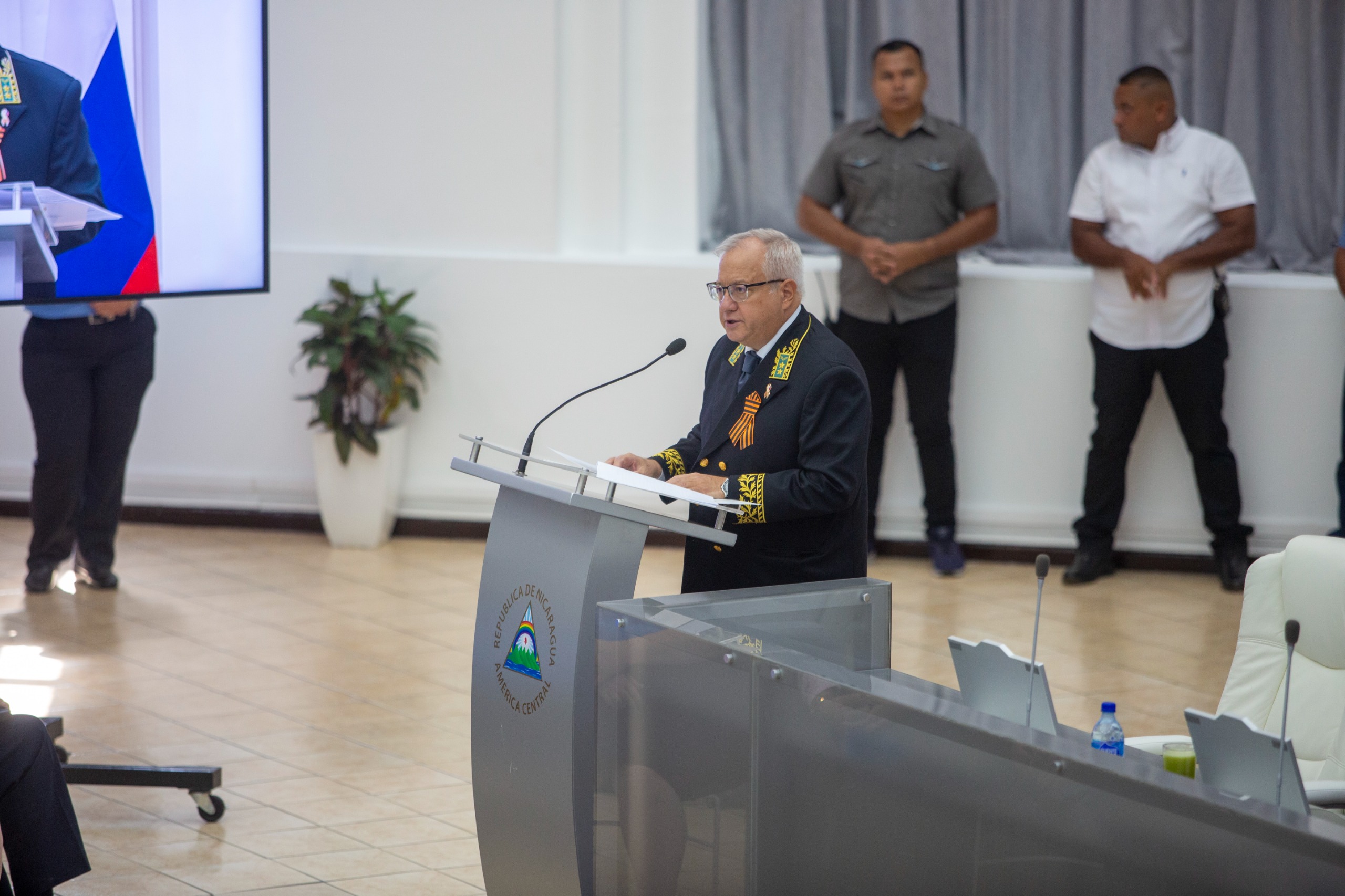 Asamblea-18