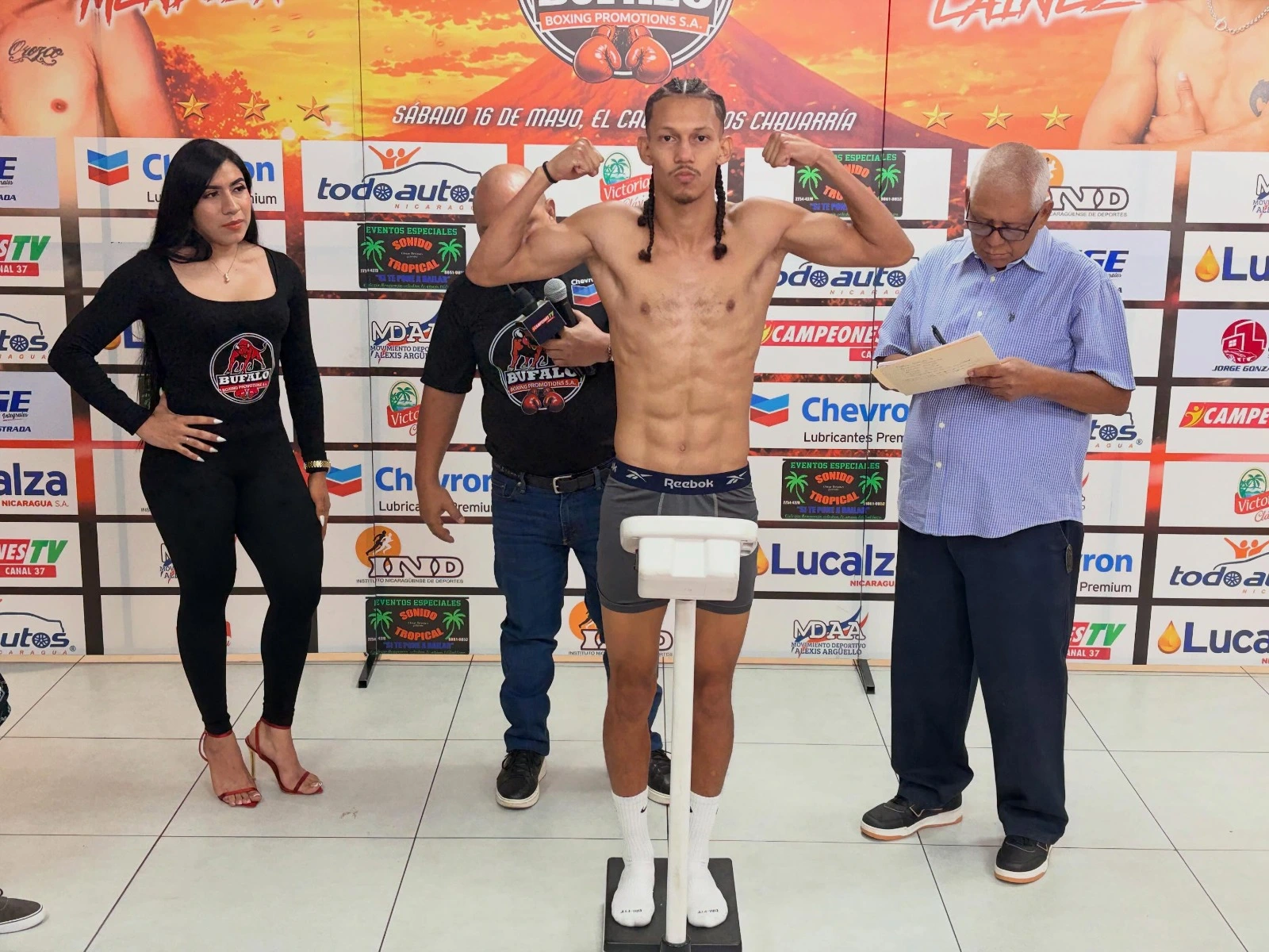BOXEO4
