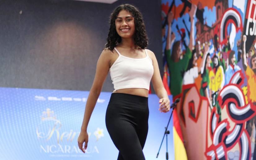 REINAS11