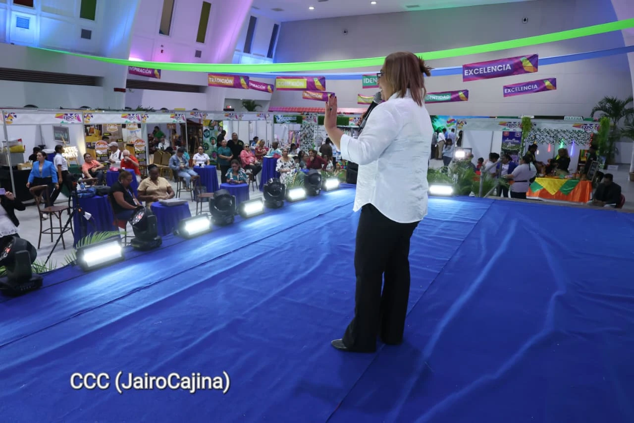 EXPO-(19)