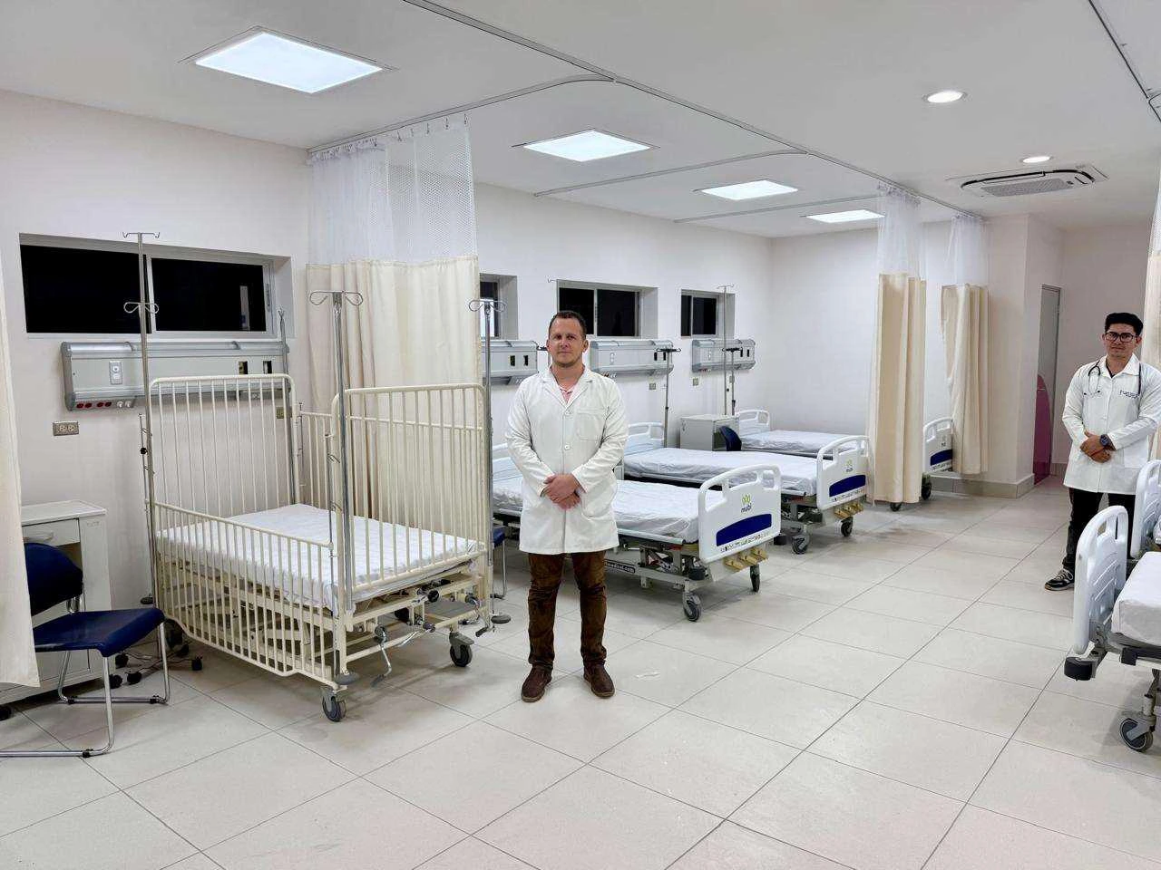 HOSPITAL-(10)