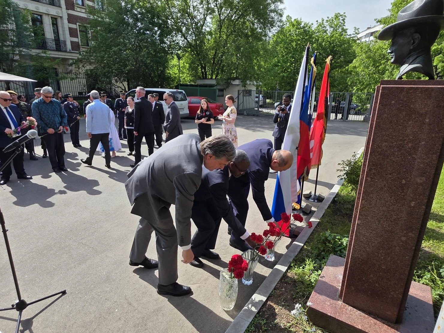MOSCU16