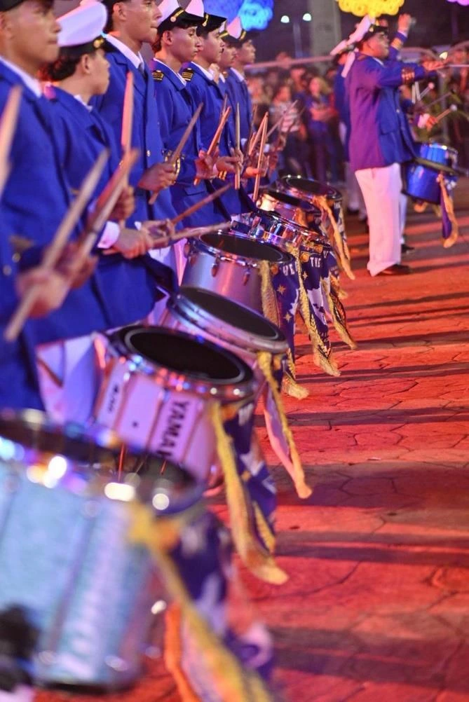 BANDAS-(1)