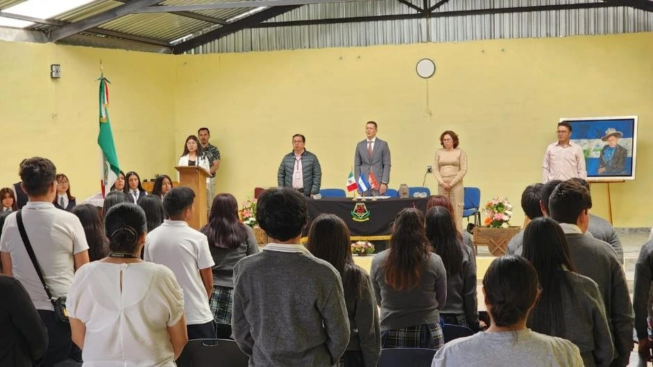ESCUELA16