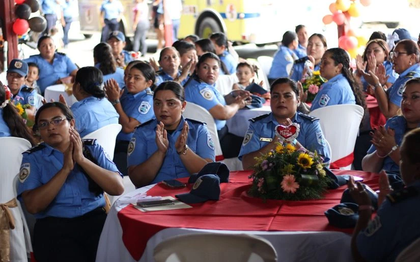 BOMBEROS10