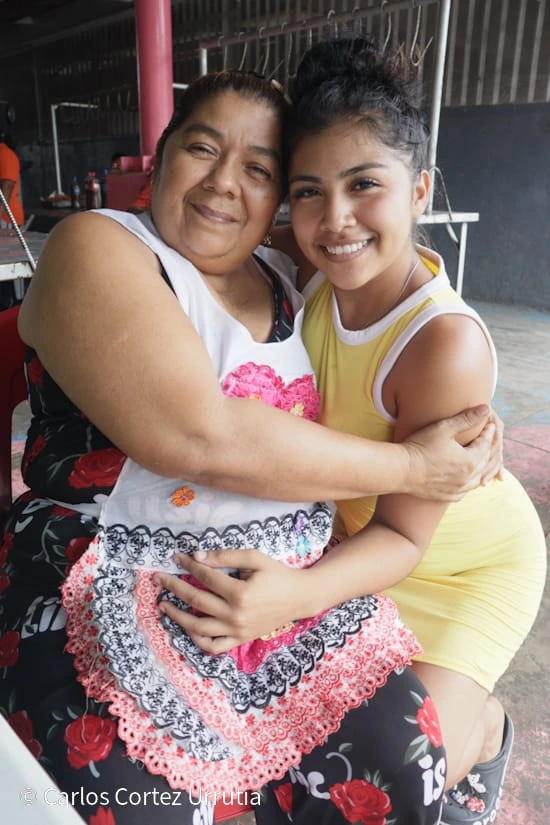 MADRES4